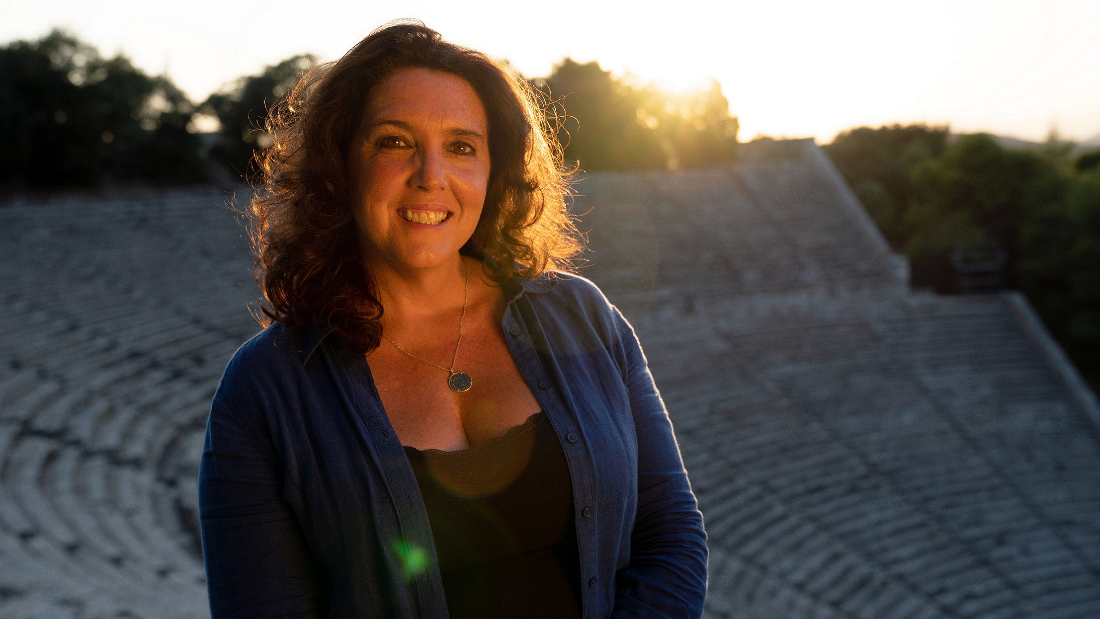 Bettany Hughes Boobs